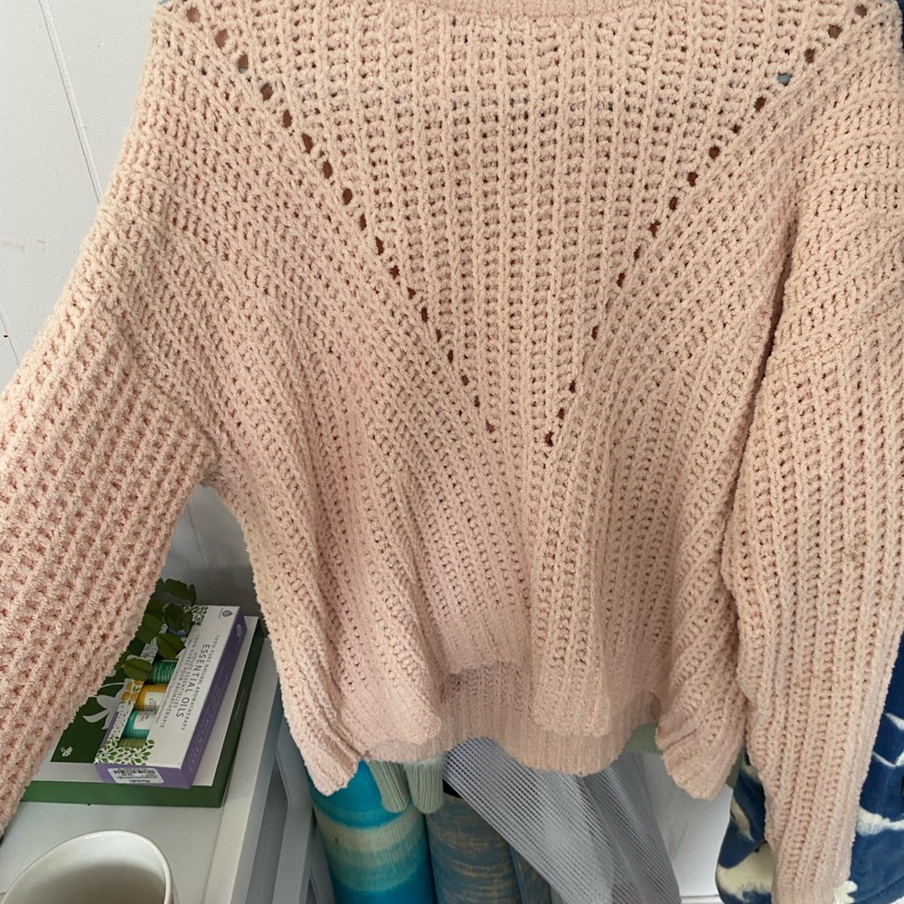 Love Tree Pink Crew Neck Sweater with Ribbed Knit